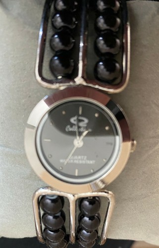 Quartz women bangle watch - quartz,